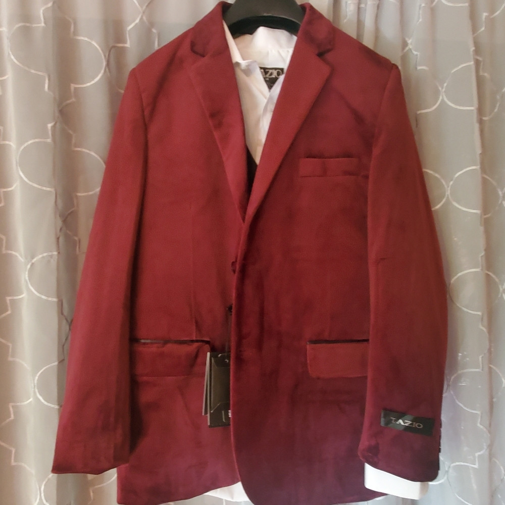 NWT Tazio full suit set